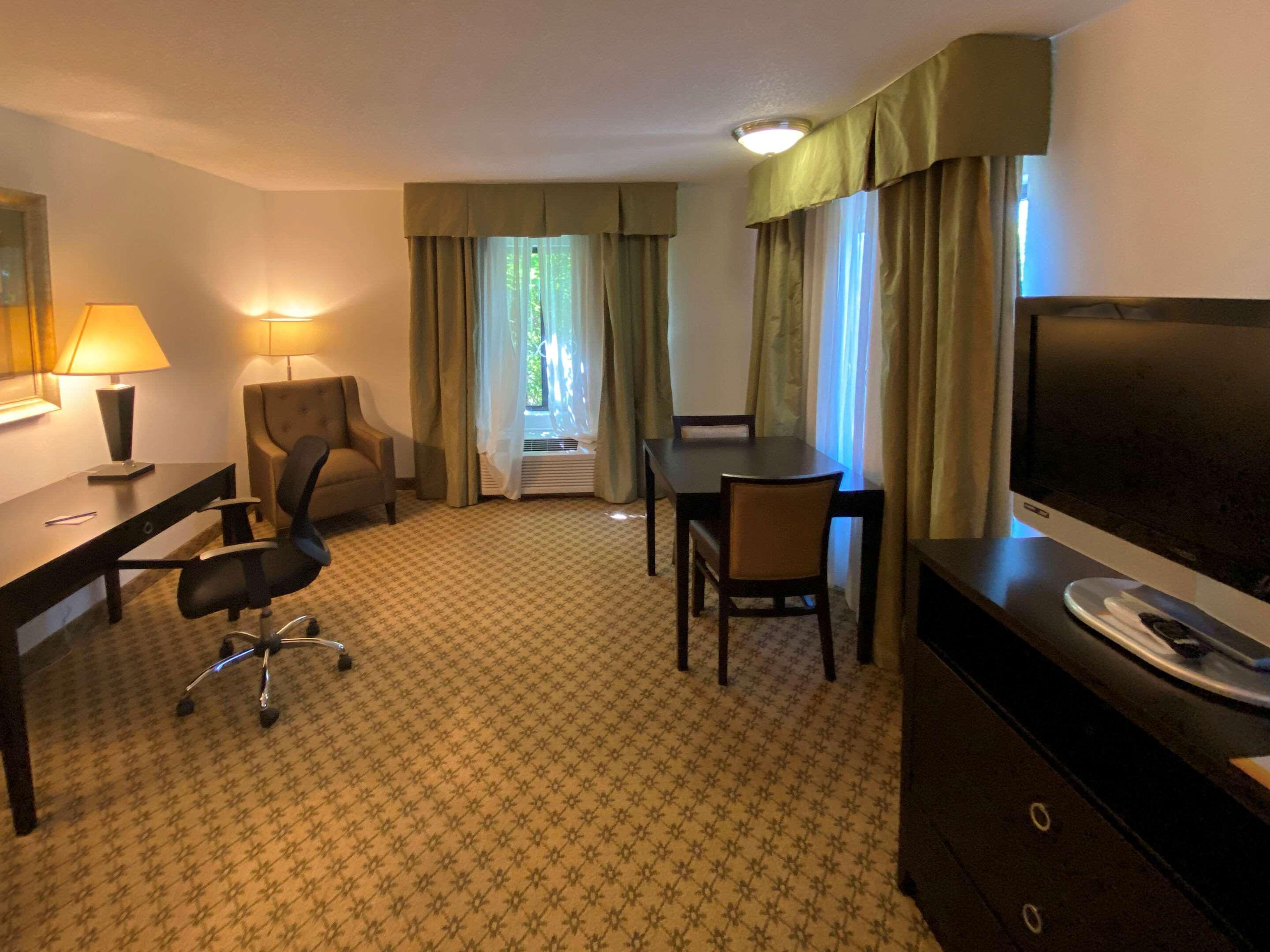 Comfort & Hotel
